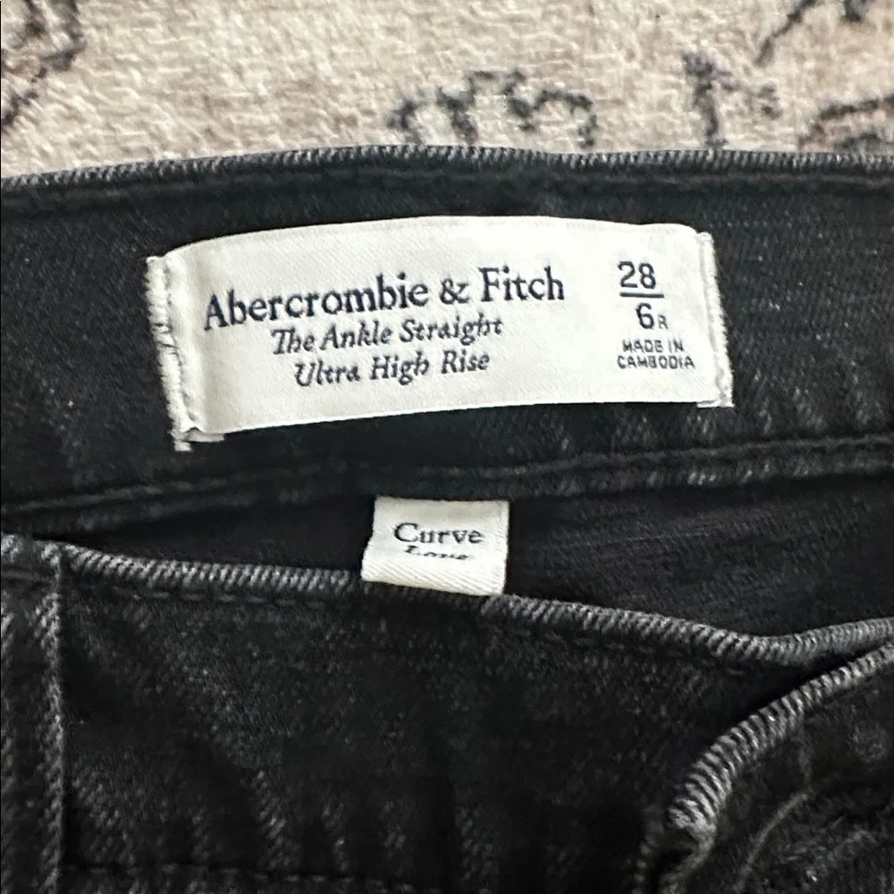Abercrombie and Fitch the ankle straight ultra high-rise curved love size 28/6 - Picture 4 of 4